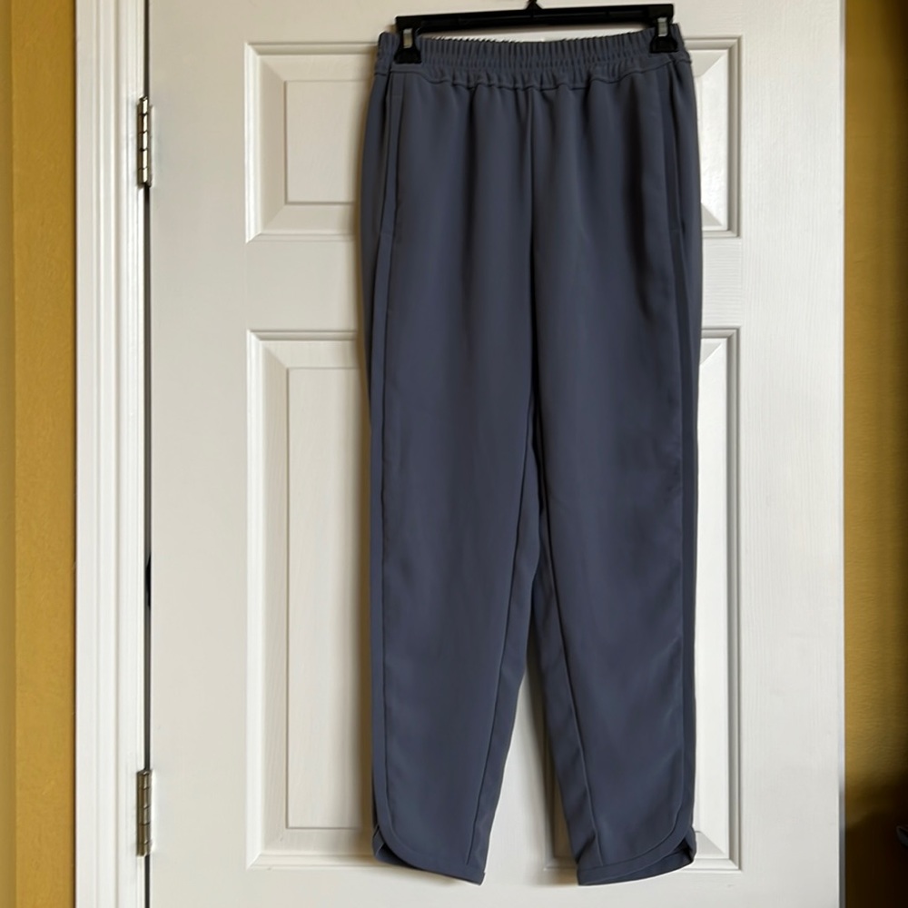 JCrew pants
 ( Elegant / flattering fit )